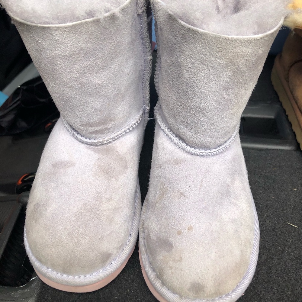 Kids Uggs - Picture 2 of 2
